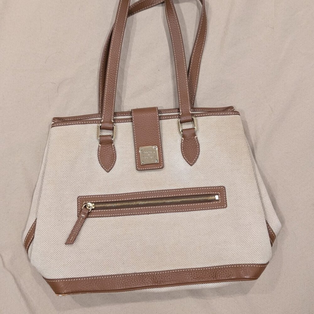 Dooney & Bourke 1975 Donegal Canvas Tote Leather Trimmed Ivory Brown Trim - Picture 8 of 12
